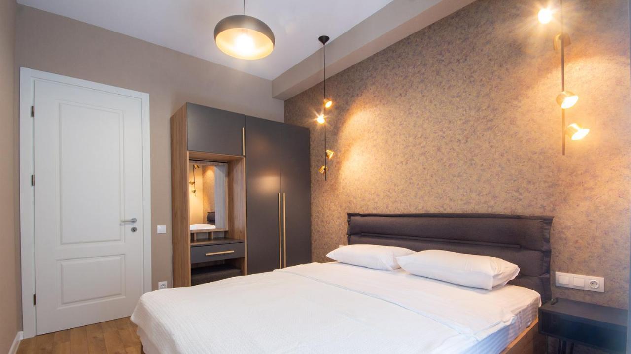 Apartment Krtsanisi 21 Tbilisi Buitenkant foto